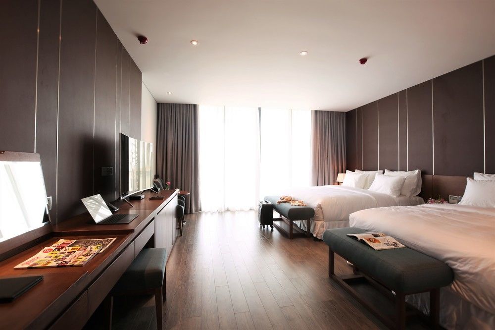 Avora Hotel Da Nang Exterior foto
